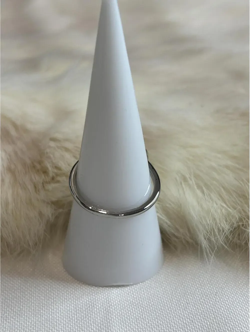 Tory Burch Silver Tone Crystal Ring Size 7.25
